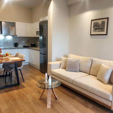 Adelinas' Apartment Аргостолион Экстерьер фото